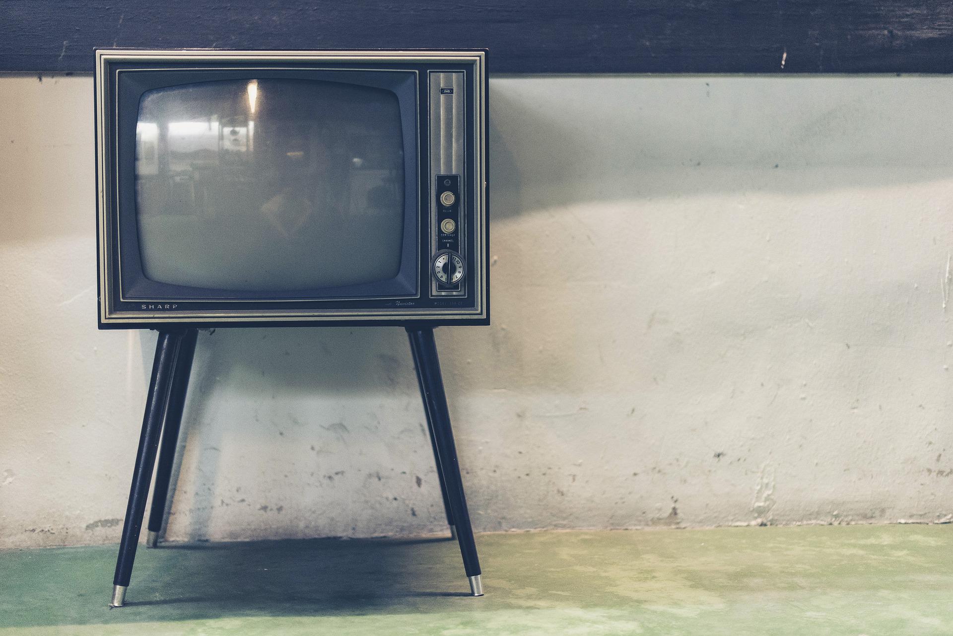 Транспортировка телевизора и его особенности